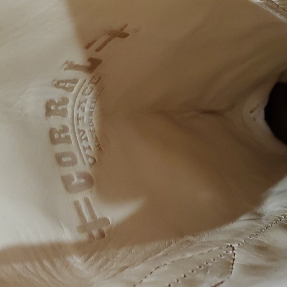 🔥🔥Host Pick🔥🔥Corral Vintage Butterfly Cowboy Black Boots Size 6 NWT - Picture 6 of 9